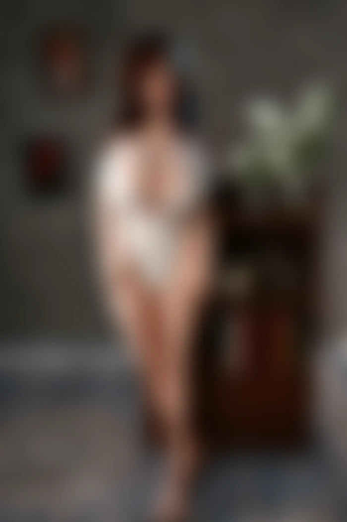 Gerçeğe En Yakın Esmer Beyaz Tenli Realistik Manken - tdmarket.com.tr