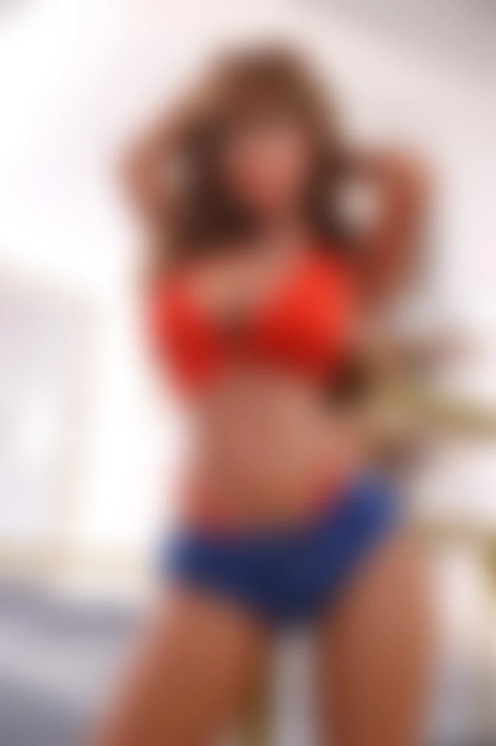 Gerçekçi Esmer Tenli Manken - En İyi Kalite ve Doğal Görünüm - tdmarket.com.tr